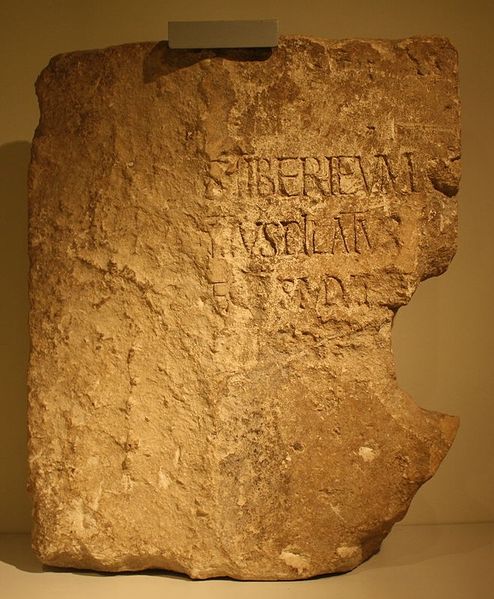 Datei:Pilatus Stein v1.jpg